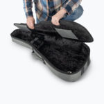 On-Stage GHC7550CG Hybrid Classical Guitar Gig Bag - Image 4